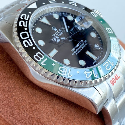 GMT-MASTER II CUSTOM GREEN BLACK BEZEL LIMITED EDITION