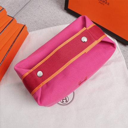 HM BRIDE-A-BRAC 21 DEEP PINK CANVAS