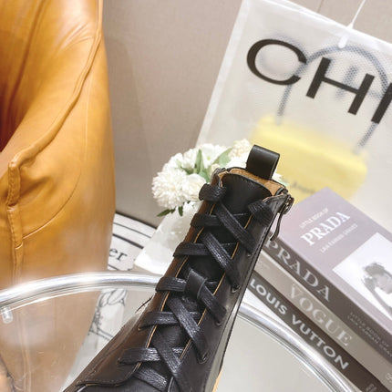 BOTTEGA VENETA 26S ZIP-UP PLATFORM ANKLE BOOTS IN BLACK CALFSKIN