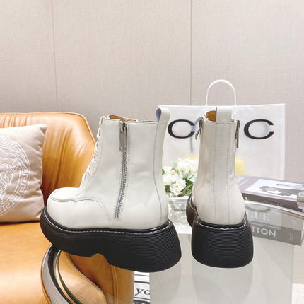 BOTTEGA VENETA 26S ZIP-UP PLATFORM ANKLE BOOTS IN OFF WHITE CALFSKIN