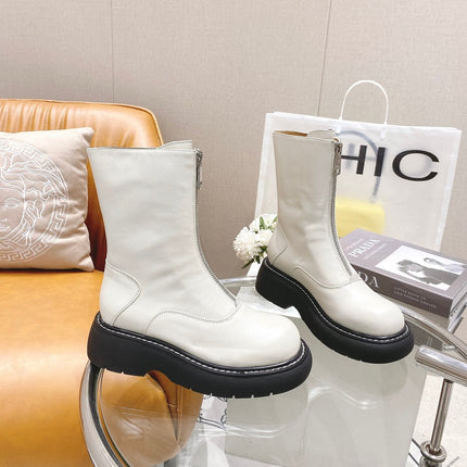 BOTTEGA VENETA 26S ZIP-UP ANKLE BOOTS IN OFF WHITE CALFSKIN