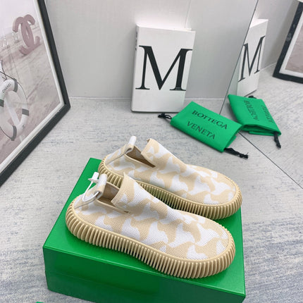 BOTTEGA VENETA 26S SLIP-ONS IN BEIGE MIX OFF WHITE FABRIC WITH RUBBER SOLE
