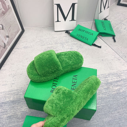 BOTTEGA VENETA 26S PLATFORM SLIDES IN GREEN SHEARLING