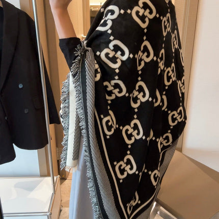 GUCCI 26S SCARF 140 IN CASHMERE AND SILK 504694