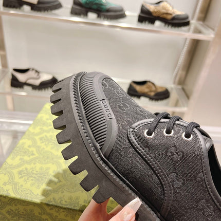 GUCCI 26S LACE-UP SHOES IN BLACK GG CANVAS