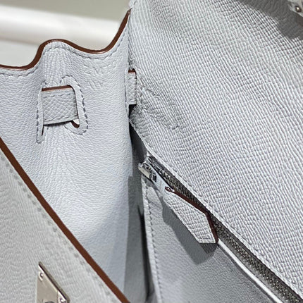 KELLY 25CM IN GRIS PERLE EPSOM CALFSKIN PALLADIUM HARDWARE