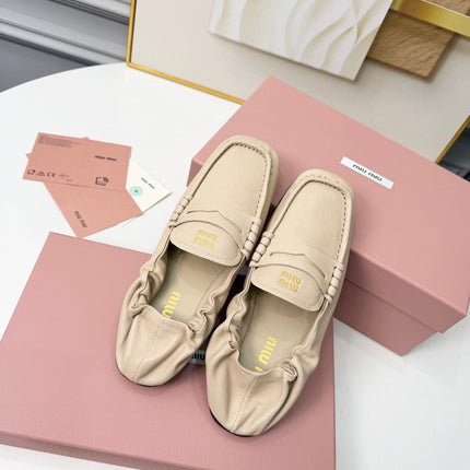 MIUMIU 26S RUCHES LOAFERS IN BEIGE LAMBSKIN