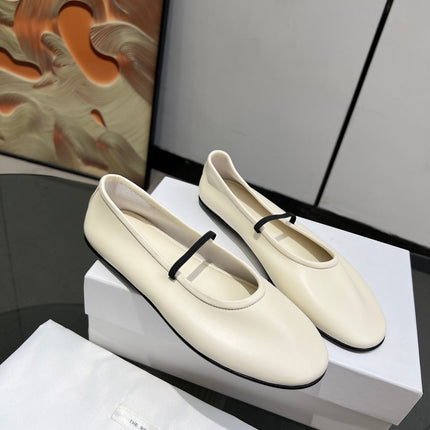 THE ROW 26S BALLET FLATS IN IVORY WHITE CALFSKIN