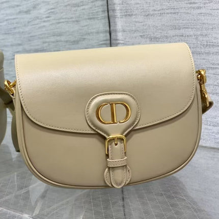 DIOR 26S MEDIUM SADDLE IN BEIGE CALFSKIN WITH GOLD-TONE HARDWARE