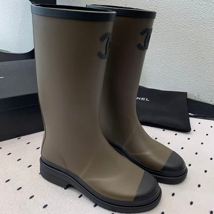 CHANEL 26S RAIN BOOT IN GREY AND BLACK COLOR
