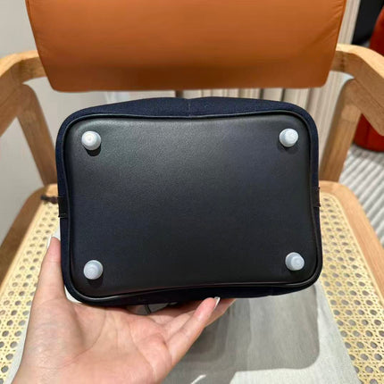 HM 26S PICOTIN CARGO 18 IN NAVY FABRIC WITH BLACK LEATHER TRIM