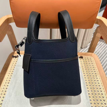 HM 26S PICOTIN CARGO 18 IN NAVY FABRIC WITH BLACK LEATHER TRIM