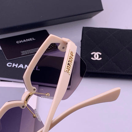 CHANEL 26S OVERSIZED SQUARE FRAME IN ACETATE 502909