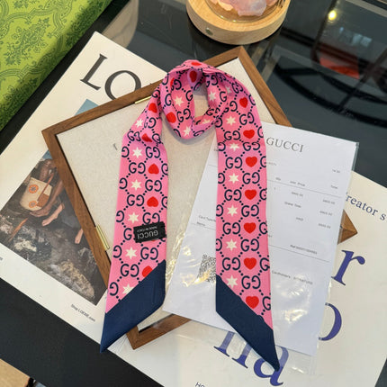 GUCCI 26S TWILLY SCARF 120 IN SILK 395853