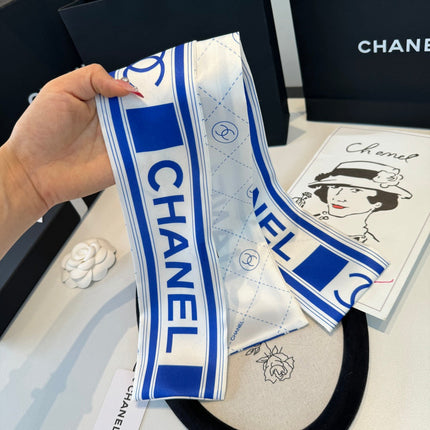CHANEL 26S TWILLY SCARF 120 IN SILK 395862