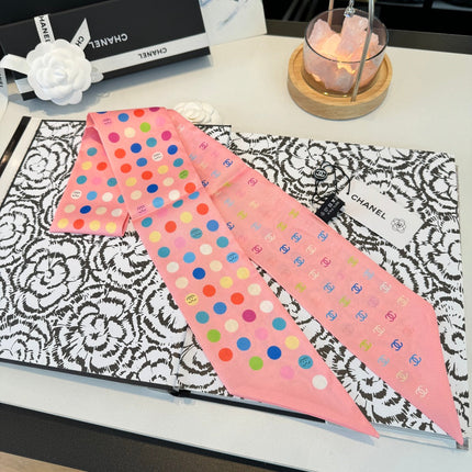 CHANEL 26S TWILLY SCARF 120 IN SILK 351066