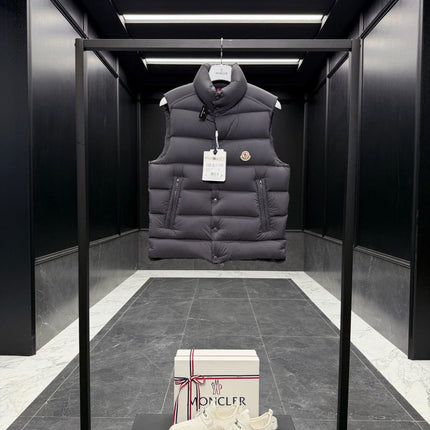 MONCLER 26S DOWN VEST 767