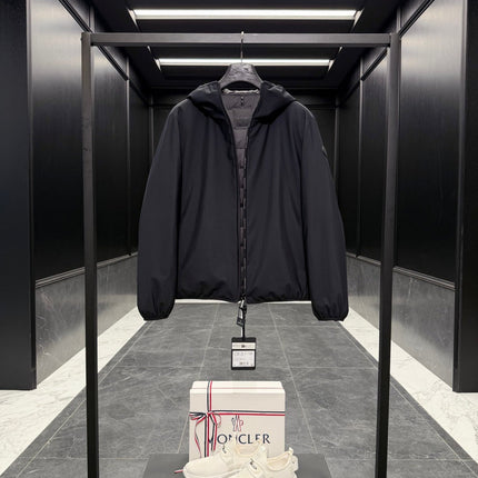 MONCLER 26S ZIP-UP HOODED JACKET 801