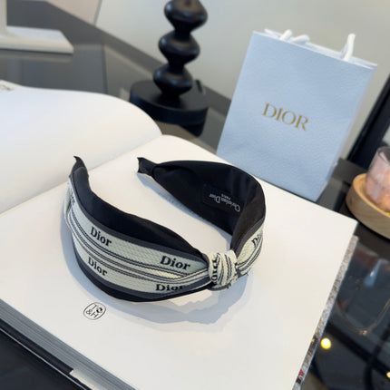 DIOR 26S PADDED HEADBAND IN WHITE AND BLACK FABRIC 511967