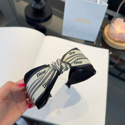 DIOR 26S PADDED HEADBAND IN WHITE AND BLACK FABRIC 511967