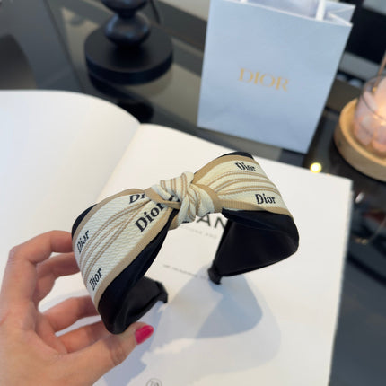 DIOR 26S PADDED HEADBAND IN WHITE AND BLACK FABRIC 511968
