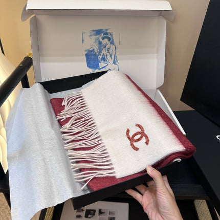 CHANEL 26S SCARF 180 IN CASHMERE 510897
