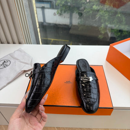 HM 26S DESTIN MULES IN BLACK CROCODILE-EFFECT LEATHER