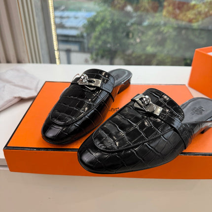 HM 26S DESTIN MULES IN BLACK CROCODILE-EFFECT LEATHER