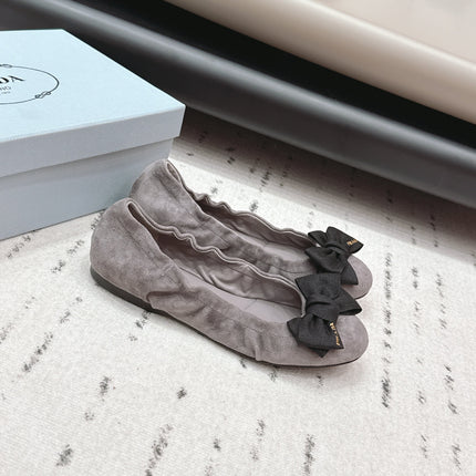 PRADA 26S ROUND TOE FLATS WITH BOW IN TAUPE BROWN SUEDE