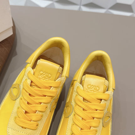 LOEWE 26S FLOW RUNNER SNEAKER IN YELLOW SUEDE AND CALFSKIN