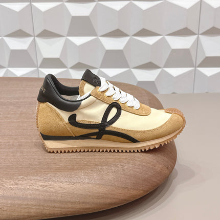 LOEWE 26S FLOW RUNNER SNEAKER IN TAN BROWN SUEDE AND BLACK CALFSKIN
