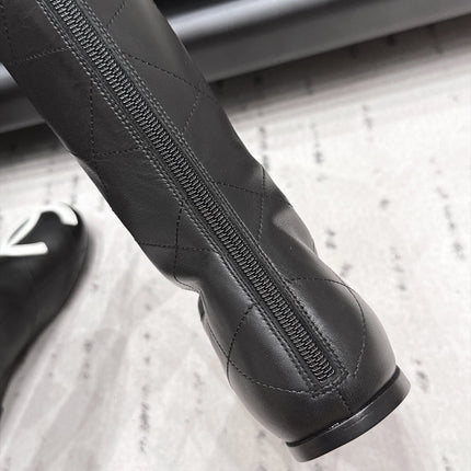 CHANEL 26S KNEE HIGH BOOTS IN BLACK QUILTED CALFSKIN AND PATENT CUFF