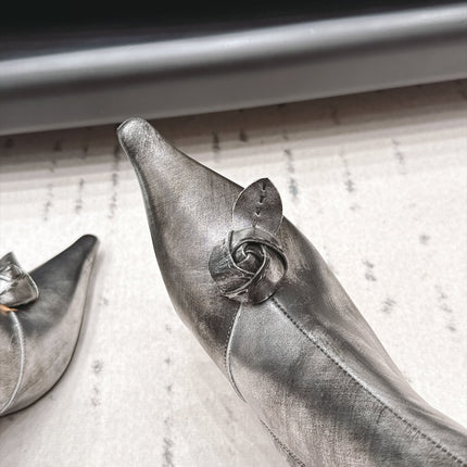 PRADA 26S POINTED TOE HEEL ANKLE BOOTS 75MM IN SILVER CALFSKIN WITH FLORAL