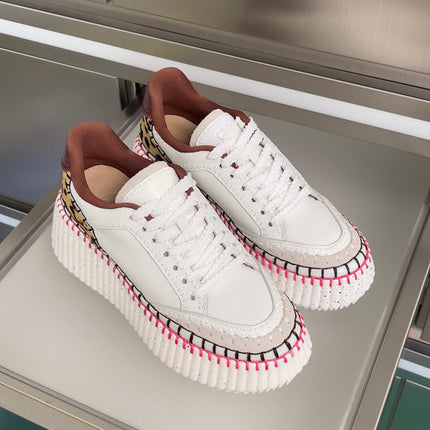 CHLOÉ 26S WEDGE SNEAKERS 70 MM IN WHITE CALFSKIN AND LEOPARD PRINT PONY HAIR