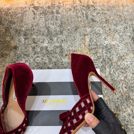 AQUAZZURA 26S BELGRAVIA PUMPS 105 MM IN DARK RED VELVET WITH BOW