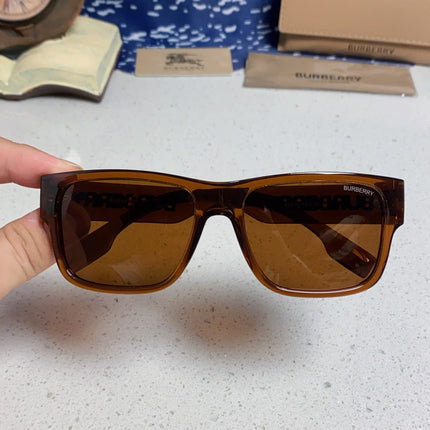 BURBERRY 26S RECTANGLE FRAME IN ACETATE 500446