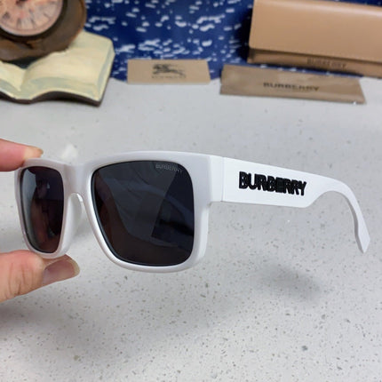 BURBERRY 26S RECTANGLE FRAME IN ACETATE 500450
