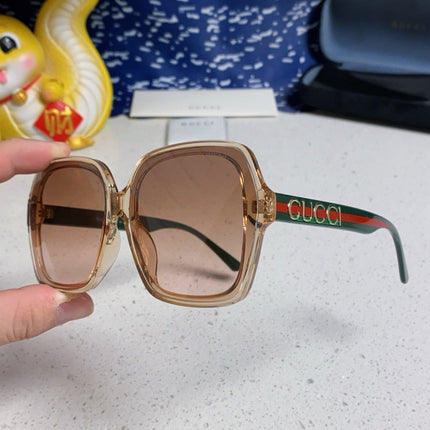 GUCCI 26S SQUARE FRAME IN ACETATE 424619