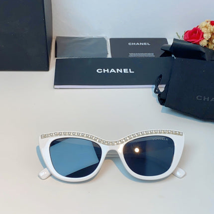 CHANEL 26S BUTTERFLY FRAME IN ACETATE 502972