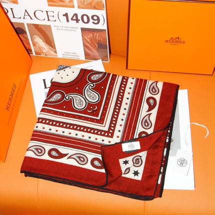 HERMES 26S SCARF 140 IN SILK AND CASHMERE 498483