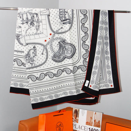 HERMES 26S SCARF 135 IN SILK AND CASHMERE 498485