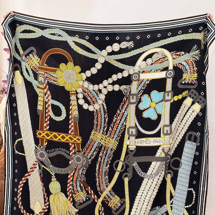 HERMES 26S SCARF 135 IN SILK AND CASHMERE 498492