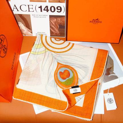 HERMES 26S SCARF 140 IN SILK AND CASHMERE 498509