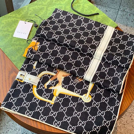 GUCCI 26S SCARF 135 IN CASHMERE AND SILK 504597