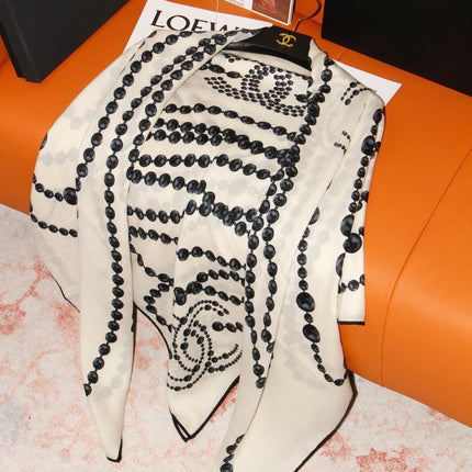 CHANEL 26S SCARF 140 IN SILK AND CASHMERE 509498