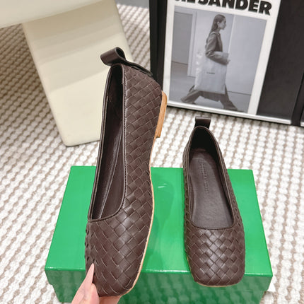 BOTTEGA VENETA 26S SQUARE-TOE FLATS IN DARK BROWN TECHNICAL WOVEN LAMBSKIN