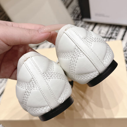 VALENTINO 26S QUILTED BALLET FLATS IN CREAM WHITE LAMBSKIN