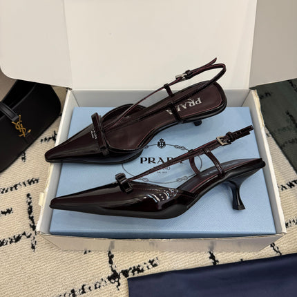 PRADA 26S POINTED TOE SLINGBACK KITTEN HEELS IN BURGUNDY RED PATENT CALFSKIN WITH BOW