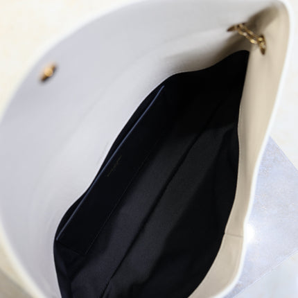 YSL 25S CASSANDRE ENVELOPE MESSENGER 35 IN BLANC VINTAGE LAMBSKIN GOLD HARDWARE