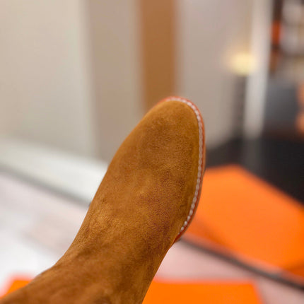 HM 26S PERFORATED HIGH-TOP BOOTS IN BROWN SUEDE